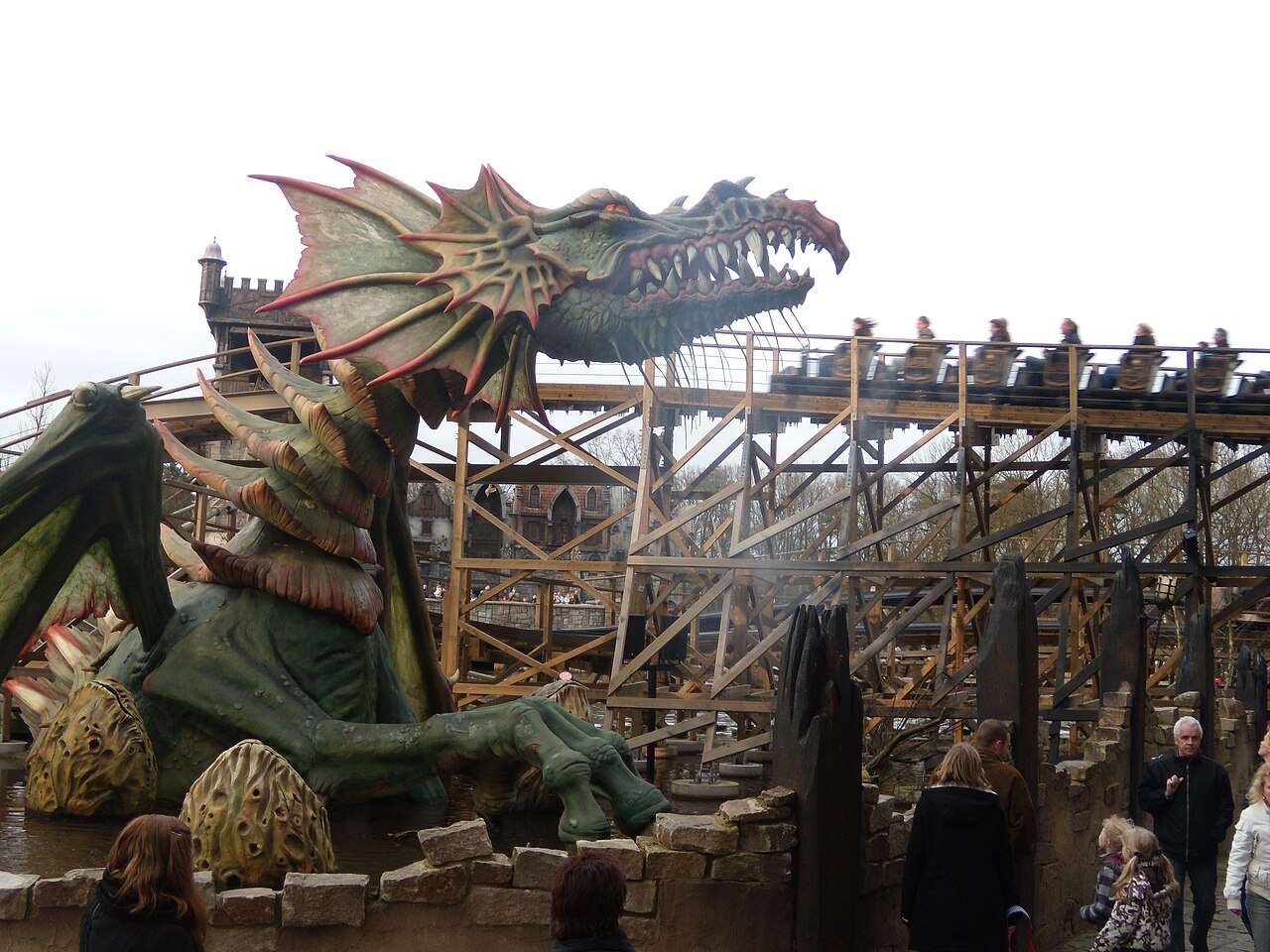 Joris en de Draak roller coaster at Efteling